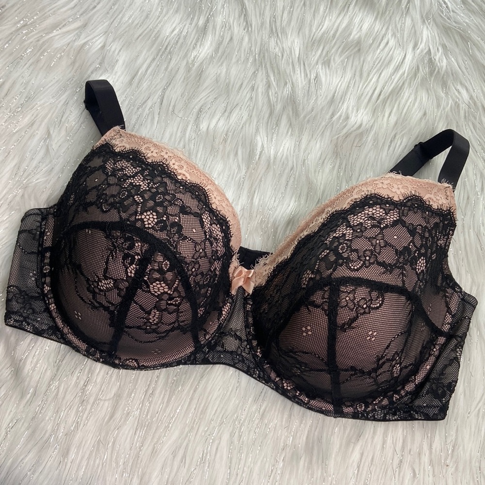 Adore Me Black and Pink Lace Bra size 44DDD